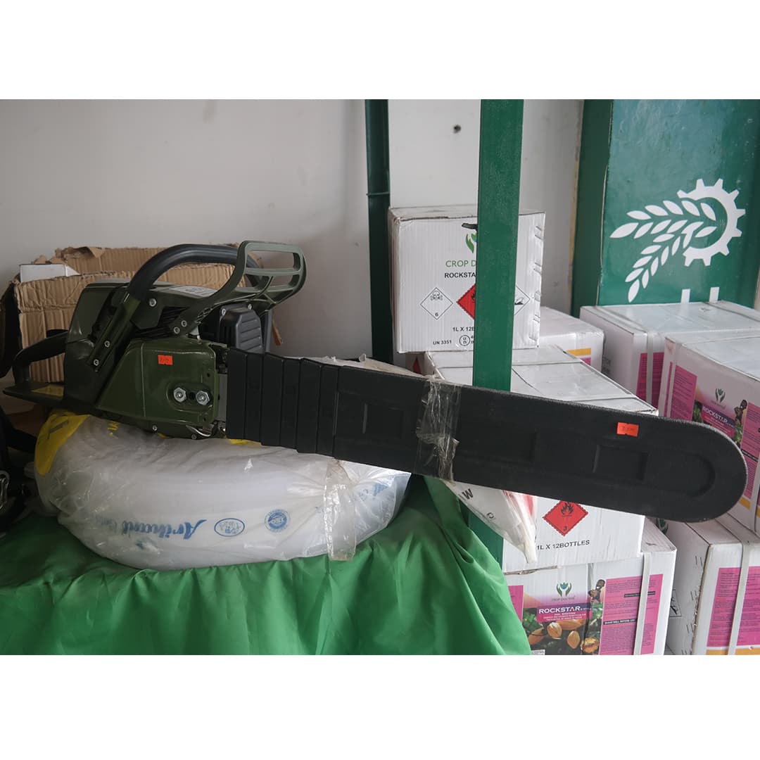 Chainsaw