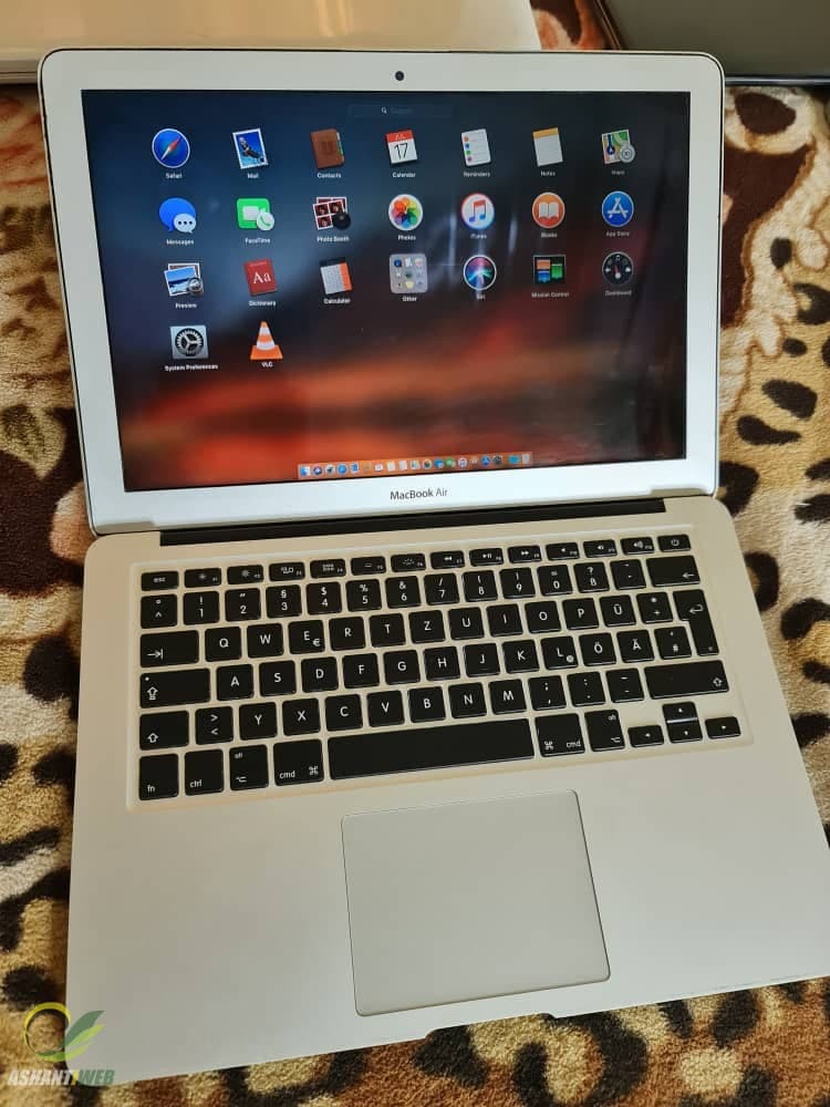 MACBOOK AIR 13 inches i5 (E15) 128gb