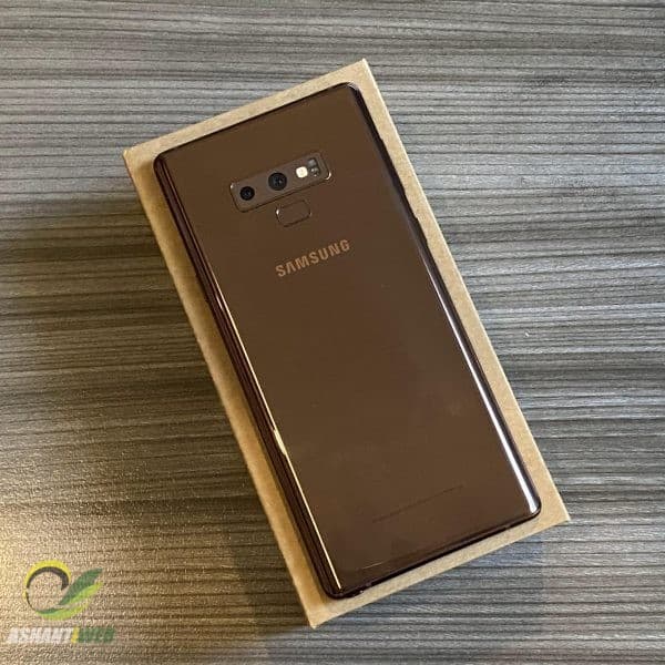 Samsung Note 9 (in box)