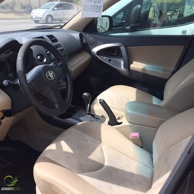 Toyota RAV 4 -  2012