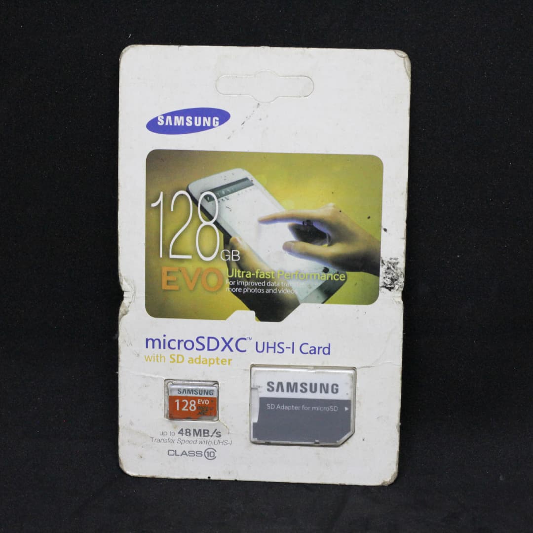 SAMSUNG MEMORY CARD