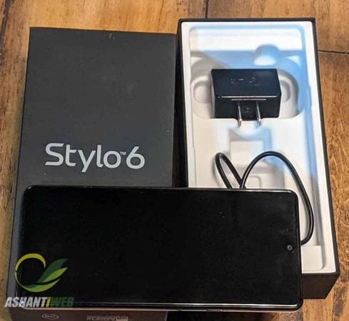 LG Stylo 6  (in box)